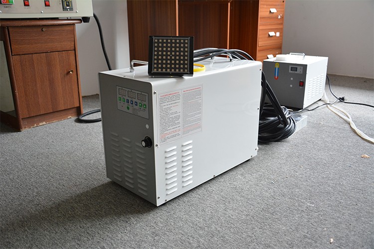 水冷加裝UVLED固化機(jī).jpg 水冷加裝UVLED固化機(jī).jpg