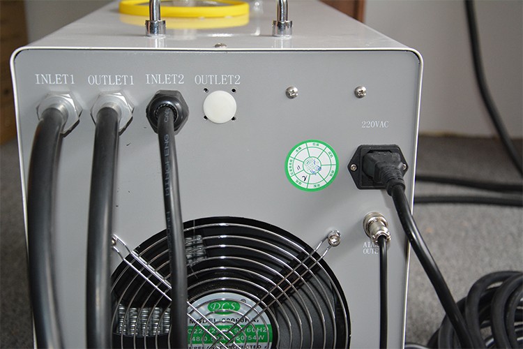 水冷加裝UVLED固化機(jī).jpg 水冷加裝UVLED固化機(jī).jpg